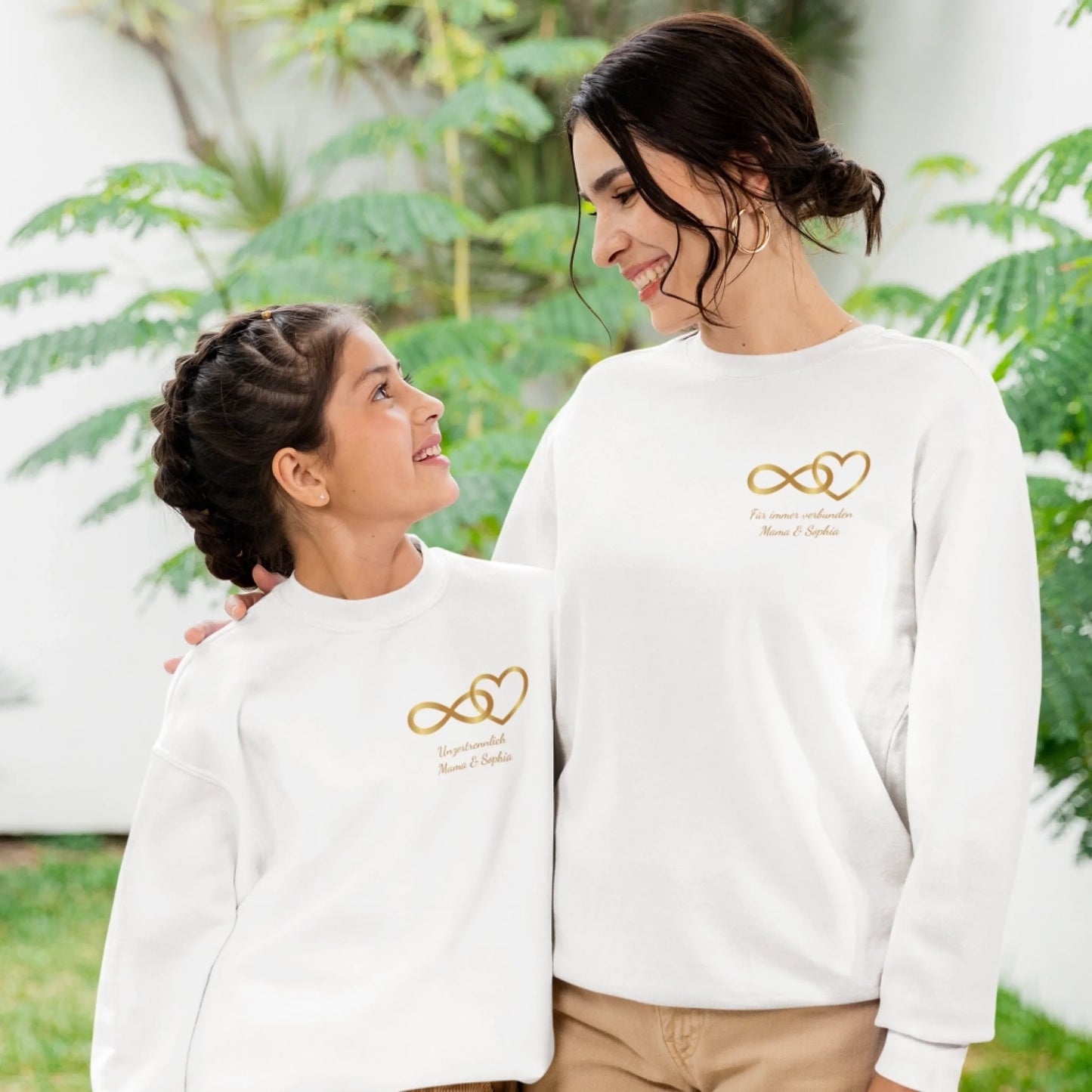 infinity_heart_mom_kid_sweat_white