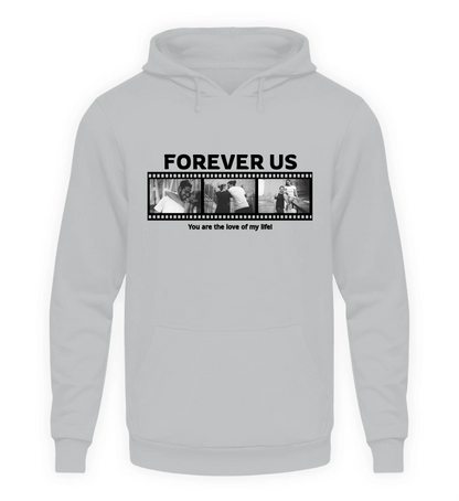 Personalisierbarer grauer Hoodie mit drei Fotos, Titel und Spruch