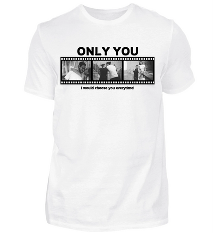 Personalisierbares weißes T-Shirt mit drei Fotos, Titel und Spruch