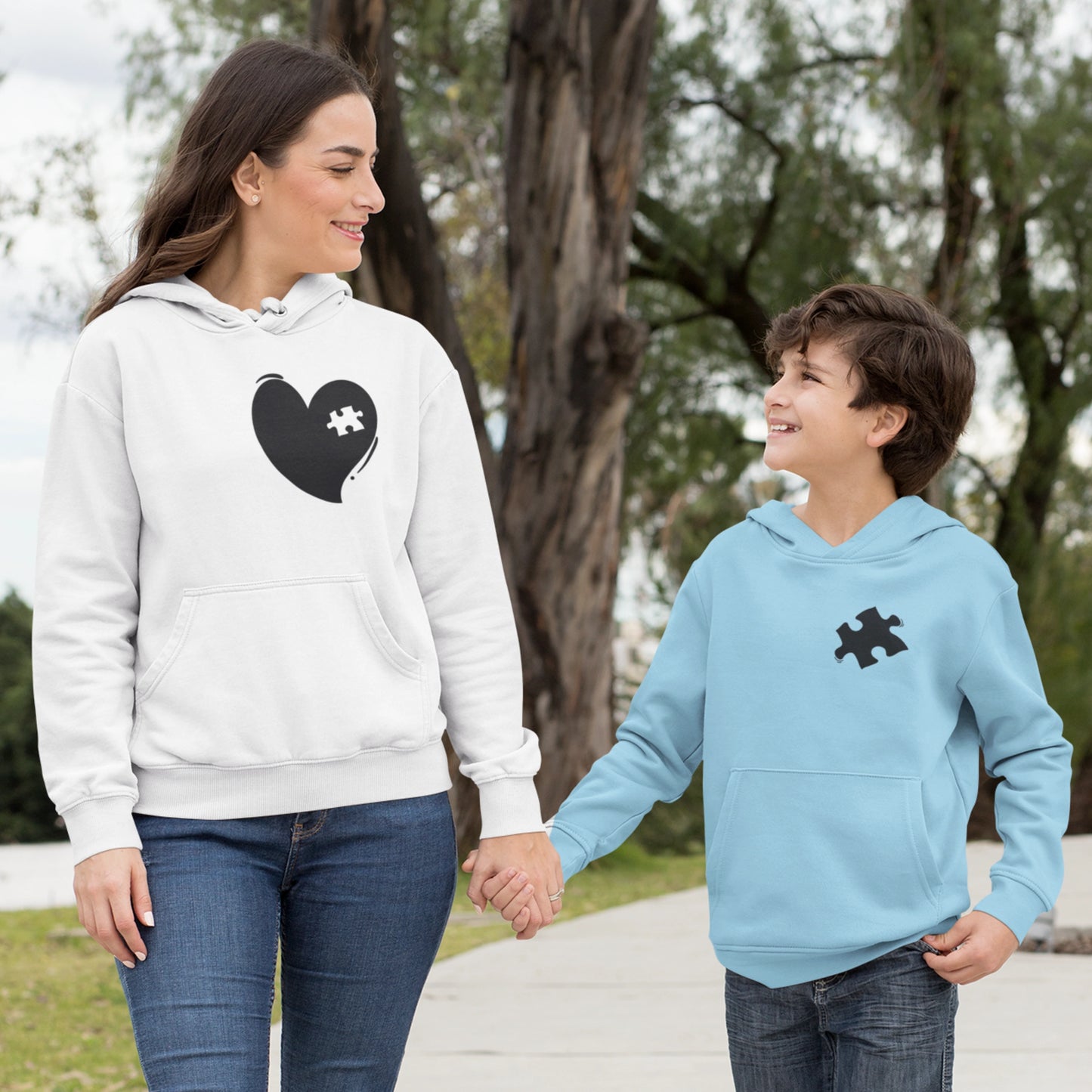 Hoodie Set - Mama Herz in Weiß | Kind Puzzlestück mit Farbwahl