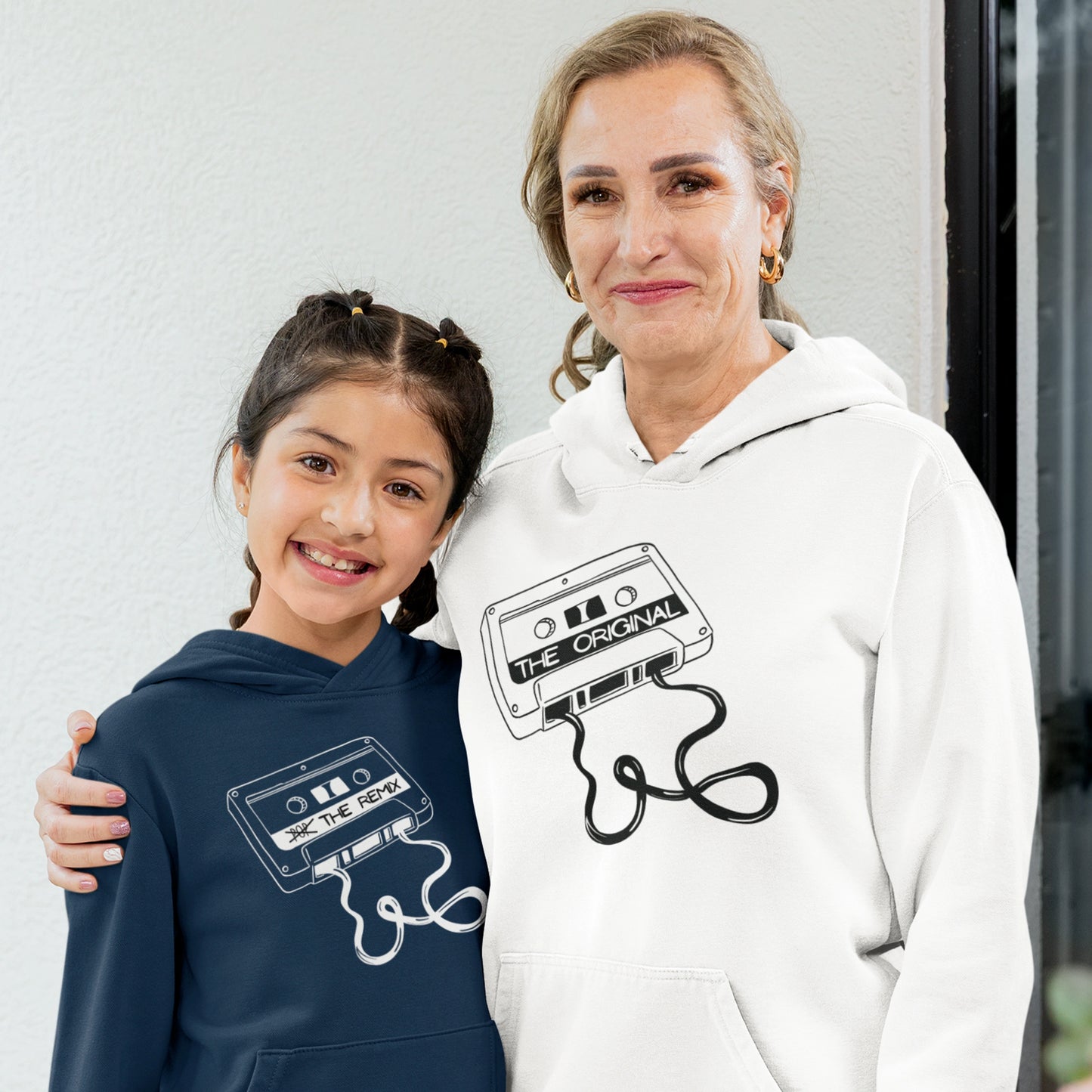 Hoodie Set | Mama - The Original in Weiß | Kind - The Remix mit Farbwahl